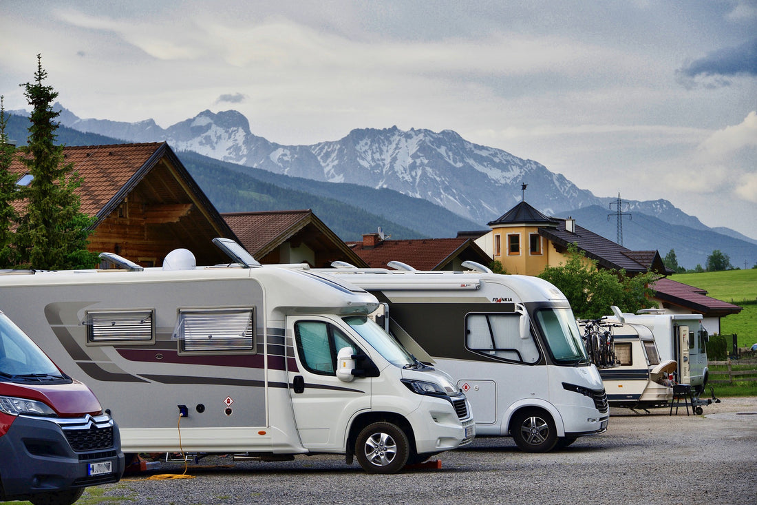 7 Tips to Clean Your RV at Home!